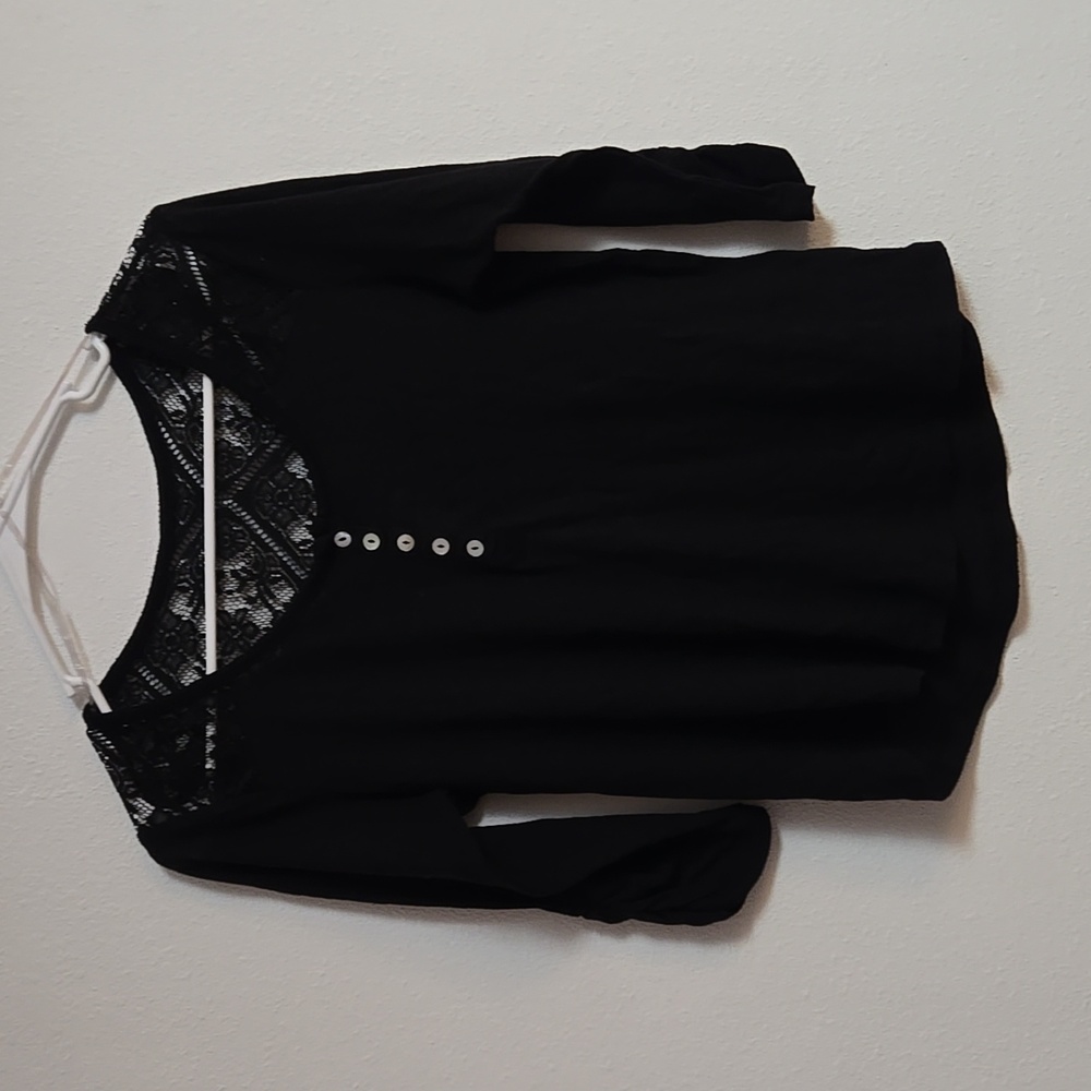 Neon brand black blouse, lace details, 3/4 sleeve